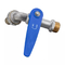 ロックできる青いレバーのロゴのカスタム化のハンドル水潅漑の真鍮の蛇口